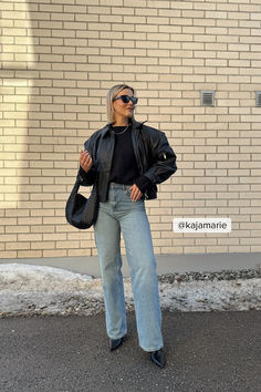 Straight High Waist Ankle Jeans Straight Cut Jeans Outfit, Ankle Jeans, Ankle Length, Straight Leg, Light Blue, Style Me, High Waisted, My Style, Blue