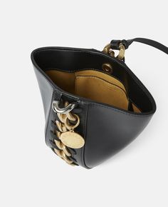 Black Crossbody, Black Cross Body Bag, Leather Material, Chain Strap, Stella Mccartney, Bucket Bag, Clutch Bag, Diamond Cuts, Chain