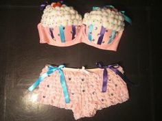 cupcake. (halloween costume idea!) Katy Perry Costume, Cupcake Costume, Candy Photoshoot, Rave Bras, Bra Ideas, Rave Girls, Edc Outfits, Rave Girl