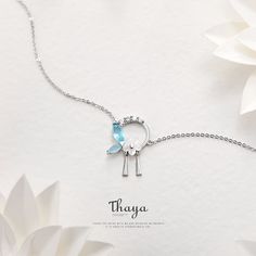 Express your love through the timeless beauty of Thaya's floral and leaf necklace. Inspired by ancient times, this beautifully crafted piece is adorned with sparkling artificial crystals and zircons, intricately hand-mosaic in silver. The floral carving technique adds to its elegance, while the platinum plating and natural shell add a touch of sophistication. Measuring 40cm in length (including the 5cm extension chain), it weighs only 2.9g, making it comfortable for everyday wear. Perfect for wo Carved Necklace, Cheap Necklaces, Leaf Necklace, Silver Flowers, Flowers And Leaves, Metal Stamping, Necklace Jewelry, Quality Jewelry, Crystal Necklace