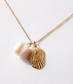 Gold Gold Plated Shell And Pearl Necklace | Karen Kane Shell And Pearl Necklace, Gold Pearl Jewelry, Seashell Pendants, Seashell Necklace, Gold Pearl Necklace, Karen Kane, Natural Elements, Silver Stars, Baroque Pearls