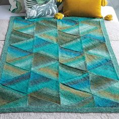 Mitered blanket with Noro Silk Garden free digital knitting pattern Noro Knitting Patterns, Noro Knitting, Noro Yarn, Knit Blankets, Colorful Blanket, Aran Weight Yarn, Knitted Blanket, Knitted Afghans, Knitting Magazine