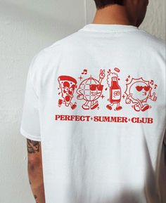 Add a dose of humor to your wardrobe with our perfect summer club T-shirt! Made from 100% organic cotton for incomparable softness and total respect for the environment. Whether for a gift or for yourself, this T-shirt is perfect for expressing your personality with style and humor. ! 🎁 🔍 Details 100% organic cotton Sizes available from XS to XXL in fitted cut Machine washable, 30oC product returned 🚚 DELIVERY Each t-shirt is personalized in our Bordeaux workshop. After validation of the orde Summer Club, Club T Shirt, Club Shirts, Beer Shirts, Perfect Summer, Shirt Design