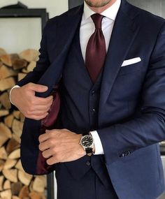 Navy Suit Burgundy Tie, Burgundy Tie Wedding, Navy Suit Tie, Blue Suit Tie, Dark Navy Blue Suit, Navy Blue Suit Men, Suit With Red Tie, Wedding Suits Men Blue, Men Suit Wedding