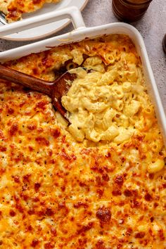 a casserole dish with macaroni and cheese in it