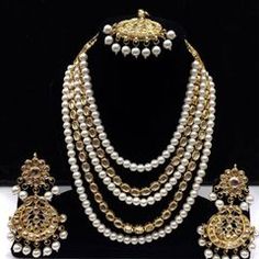 Gold Rodium Polish White and Off White color Necklace in Metal Alloy studded with Kundan Kundan Jewellery Set, Pearl Necklace Designs, Color Necklace, Metal Necklace, White Necklace, Stone Studs, Kundan Jewellery, Off White Color, Best Fashion