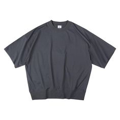 Relaxed Fit Sweater Tee by IDLT is your go-to for Spring/Summer '23. Available in light gray, dark gray, and black, this tee offers a 100% polyester, 160 gsm fabric that ensures comfort with an oversized, unisex fit. Perfect for casual wear, it's easy to maintain with hand wash under 40°C and no bleach. Dry flat for best results. Size Chart: Size Chest (cm) Shoulder (cm) Length (cm) Sleeve (cm) S 122 61 66 21.5 M 126 63 68 22.5 L 130 65 70 23.5 XL 134 67 72 24.5 Oversized Gray Urban T-shirt, Urban Oversized Gray T-shirt, Gray Athleisure T-shirt For Summer, Gray Short Sleeve Top Athleisure, Athleisure Gray Short Sleeve Top, Gray Short Sleeve Top For Athleisure, Summer Athleisure Gray T-shirt, Gray Summer Streetwear Tops, Gray Tops For Summer Streetwear