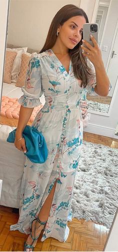 Girls Spring Outfits, Womens Tops Dressy, Guest Attire, Designer Dresses Casual, Dressed To Kill, Stylish Dress Designs, Modest Outfits, Womens Maxi Dresses, Stylish Dresses