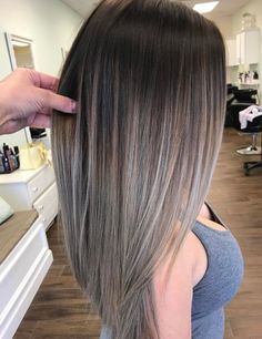 Highlights To Blend Grey On Brown Hair, Balayage Straight Hair 2023, Unique Bleached Hair Ideas, Dark Brown Hair With Silver Balayage, Balayage Hair Brunette With Blonde, Grey Balayage, Balayage Hair Color Ideas, Rambut Brunette