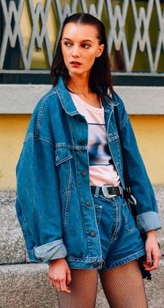 Style Inspo: The Canadian Tuxedo & How To Wear It [www.whatkumquat.com] Look 80s, Look Grunge, Goth Outfit, Denim Jacket Outfit, Denim Outfits, 80s Outfit, 1990s Fashion, 90s Fashion Outfits