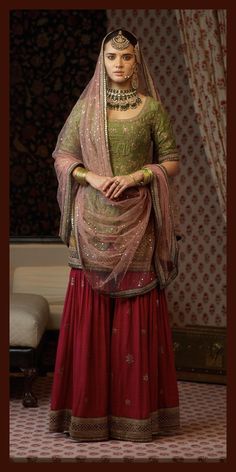 Bridal Dresses Pakistan, Bridal Dress Fashion, Indian Bridal Outfits, Indian Suits, Dress Indian Style, Fancy Dress Design