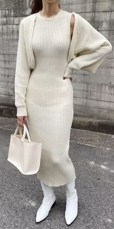 🥳 We have a variety of new styles for Autumn/Winter 🔥 Get an extra 10% off your first order, check it out! Cable Knit Jumper Dress, Knitted Suit, Eve Outfit, Knitted Dress, Plus Size Kleidung, Street Style Inspiration, Casual Sets, Cozy Fashion