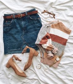 Shorts And Sweater Outfit, Shorts And Sweater, Pre Fall Outfits, Copper Closet, Boutique Closet, Looks Pinterest, Outfits Polyvore, Paris Mode, Fall Shorts