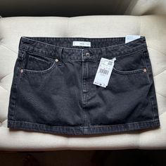 This Is A Low Waisted Mini, Size M. The Tags Are Not Attached. I Planned To Wear It And Removed Them, But Did Not Wear. This Medium Runs Large. Black Low Rise Mini Skirt, Cheap Black Mini Denim Skirt, Dark Wash Cotton Mini Denim Skirt, Denim Low Rise Pleated Mini Skirt, Black Denim Mini Skirt With Pockets, Black Denim Mini Skirt, Mango Skirts, Knit Tweed, Exposed Zipper