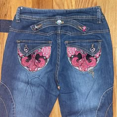 These Are New And Super Stretchy Denim Jeans With Pink Rhinestone At The Back Pocket And Button Closure At The End Of The Legs. Please Note, The Waistband Logo Is Not Attached To This Although The Outline Stitching Is There. View Last Pic. 98%,4% Spandex( Very Stretchy) Pink Y2k Style Denim Jeans, Vintage 2000s Aesthetic, Mcbling Trashy Y2k, Victoria Beckham Jeans, Y2k Low Rise Jeans, Y2k Ideas, Denim Rhinestone, Bedazzled Jeans, Dark Wash Jeans Women