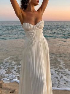 Elegant Pleated Strapless Maxi Dress – Likemychoice