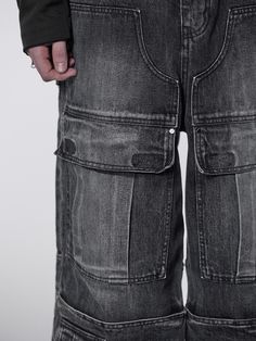 Editor's notesIt is a maximal cargo denim pant made of heavyweight cotton fabric. The pant has multiple cargo pockets on the front and back of the pant. The carpenter design points, rivets, and patch pockets make maximal and balanced design.- Oversized fit- YKK zipper- Stitching point on belt loops- Cargo patch pockets- Signature dart stitchMeasurements(in.)1 / 2 / 3- Waist: 15.7 in. / 16.7 in. / 17.7 in.- Thigh: 14.2 in. / 14.7 in. / 15.3 in.- Rise: 15.2 in. / 15.5 in. / 15.8 in.- Hem Width: 10 Balanced Design, Ykk Zipper, Cargo Jeans, Denim Pant, Cotton Fabric, Pants, Trousers