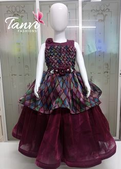 Party Frock Designs, Net Frock, Arab Dress, Party Wear Frocks, Baby Dress Pattern, Girls Dress Outfits, Kids Frocks Design, Baby Frock