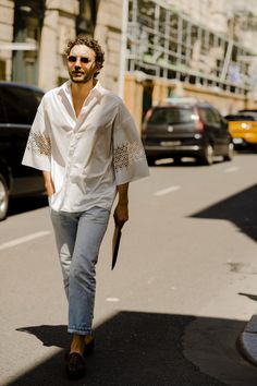 Masculinity Quotes, Paris Fashion Week Men, Quotes Empowering, London Fashion Week Mens, Spring Outfits Men, Empowering Words, Mens Spring Fashion, Mens Fashion Inspiration, Looks Street Style