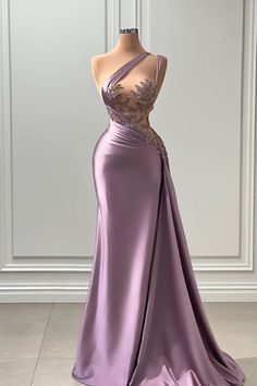 Prom Dress Green, فستان زهري, Prom Dress Pictures, Prom Dress Black, Robes Glamour, One Shoulder Prom Dress, Prom Dresses Long Mermaid, Purple Mermaid, Mermaid Prom Dress