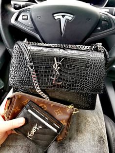 Ysl Sunset Crocodile Bag, Ysl Bag Crocodile, Ysl Bag Sunset, Ysl Crocodile Bag, Ysl Sunset Bag Outfit, Tesla X Model, Ysl Cardholder, Ysl Sunset Bag, Bag Spill