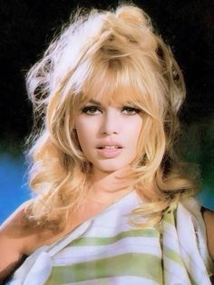 60s Female Icons, Brigit Bardot Hair, Briggete Bardot Hair, 60s Bangs Hairstyles, Blonde Hollywood Hair, 60s Hair With Bangs, Brigitte Bardot Fashion, Bridgitte Bardot Bangs, Bridgette Bardot Bangs