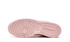 Dunk Low 921803 601 Dunk Low Pink Oxford, Pink Oxford Shoes, Nike Dunk Low Triple Pink, Pink Dunks, Retro Basketball Shoes, Converse Run Star, Sneaker Lovers, Baskets Nike, 95 Nike