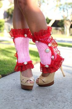 Be charmed and delighted with lacy, Victorian style leg warmers...perfect for a tea party, Valentine's Day, or anytime you're feeling whimsical!! These elegantly cozy spats feature crochet work in a lovely pastel pink yarn and come trimmed with a froth of ruffled red lace and organza trim. Tiny satin rosettes and pretty pearl buttons, plated in 24k gold, complete this fairytale look. -Sizes XXS-XL. (See image 5 for the size chart, and chose your size, in combination with your height, from the dr Style Leg Warmers, Crochet Work, Kawaii Accessories, Pink Yarn, Pearl Buttons, Red Lace, Victorian Style, Goth Fashion, Victorian Fashion