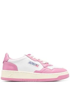 Medalist low-top leather sneakers rose pink/optical white/cream white calf leather panelled design logo patch to the side logo patch at the tongue branded insole debossed logo to the rear perforated toebox round toe front lace-up fastening flat rubber sole Debossed Logo, Panel Design, White Cream, Rose Pink, Design Logo, Sneakers White, Cream White, Leather Sneakers, Patch Logo