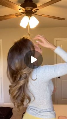 Sara Lininger on Instagram: "I start with the “Mohawk” section curling backwards and let them set with Velcro rollers then I do 2 on the sides curling under.
Then the bottom layer I curl forward/up
Middle layer is forward/under in the back and backwards/up in the front.
Hope this helps!!!🫶" Long Bangs Sideswept, Velcro Rollers Tutorial, Using Velcro Rollers, Velcro Curlers, Intricate Hairstyles, Side Curls, Velcro Rollers, Roll Hairstyle, Starting From The Bottom