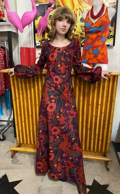 "70,s Vintage Boho Woodstock Printed Maxi Trippy Printed Flower Power!..Oh Yeah! Bishop sleeve ,fashioned by John McBain. Side Splits !....material rayon . Bust 34\"-86cm,...waist 26\"-65cm.. Hip 36\"-91.5cm" 70s Boho Dress, 70s Folk Aesthetic, 70 Dresses Style 70s Fashion, 70s Groupies, 70’s Fashion Women, Vintage Dresses 70s, Authentic 70s Fashion, Flower Child Outfits, 70s Witch