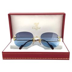 Cartier Serrano Rimless Gold Special Edition Blue Gradient France Sunglasses For Sale at 1stDibs Cartier Glasses Men, Cartier Gold, Mens Glasses Fashion, Sign Of The Times, Cartier Sunglasses, Gold Sign, Blue Sunglasses, Blue Gradient, Mens Eyewear