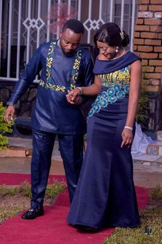 Kitenge Designs For Couples, Lobola Outfits For Couples, African Outfits For Couples, African Dresses For Women Wedding, Ankara Couple Outfit, Couples African Outfits, Stylish Naija, Traditional African Clothing