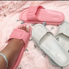 Easy Slide-Ons! Soft Nude And Pink. Fuzzy Slides, Leopard Slippers, Shoes Cream, Bow Slides, Fur Sandals, Fashion Slides, Pink Slippers, Slides Slippers, Faux Fur Slippers