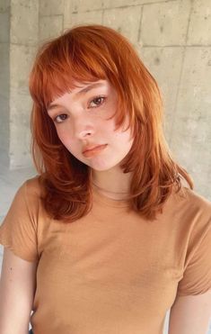 Shaggy Hair With Bangs Choppy Layers, Volume On Top Haircut, Micro Bangs With Face Framing, Layers And Bangs Medium, Medium Style Hair, Micro Bangs Round Face, Cool Short Hair Styles, Cheveux Oranges, Hair Reference