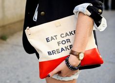 New York Fashion Week Street Style Street Style New York, Cake For Breakfast, Photo Styling, Fashion Week Street Style, Arm Candy, Eat Cake, A Bag, Star Fashion