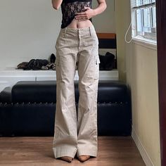 Vintage Low Waist Cargo Pants Wide Leg Pants Outfit, Style Overalls, Leg Pants Outfit, Denim Cargo Pants, Trouser Outfits, Cute Lazy Day Outfits, Overalls Pants, Khaki Fashion, Denim Chic