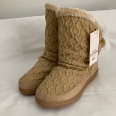 Nwt Mixit Tan Sweater Knit Bootie Slippers With Faux Fur Lining And Outdoor Sole. Super Soft, Warm And Cozy! No Flaws And From A Smoke Free Home. Casual Beige Boots For Cold Weather, Bootie Slippers, Tan Sweater, Sweater Knit, Warm And Cozy, Bootie, Knitted Sweaters, Faux Fur, Slippers