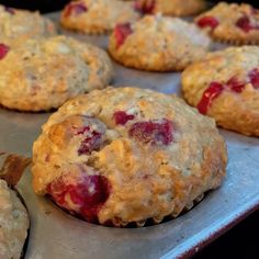 freshly baked muffins sitting on a baking tray ready to be eaten and served