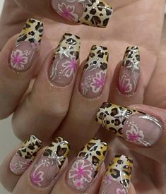 Gyaru Styles List, Y2k Japanese Aesthetic, Uñas Y2k, Gyaru Nails, Y2k Gyaru, Dot Nail Designs, Dot Nail Art, Y2k Nails