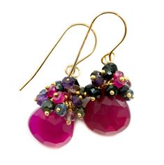 Unique Hot Pink Chalcedony Cluster Teardrop Gemstone Earrings. Very very pretty color and top quality stones. The french ear wires are 14k solid Gold or 14k Gold Filled - you choose. The gemstone size is 12mm. Over 10 carats. Clusters of black spinel, purple amethyst, pyrite, pink sapphire, and mystic topaz. The mannequin shows the relative size and how they will hang. Shipping is Free! Wire Wrap Jewelry Designs, Pink Chalcedony, Chalcedony Earrings, Amethyst Cluster, Stone Gold, Handcrafted Earrings, Cluster Earrings, Fun Earrings, Fine Jewellery Earrings