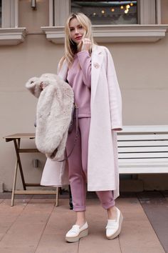 Mode Rose, Gray Winter, Pink And Gray, Warm Outfits, 가을 패션, Pink Outfit, Autumn Fashion Women, Winter Looks