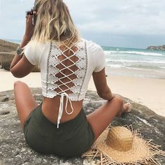 How To Have Style, Colorful Crop Tops, Summer Crop Tops, Cropped Tops, Short Sleeve Cropped Top, Lace Back, T Shirt Top, Lace Shorts, Pink White