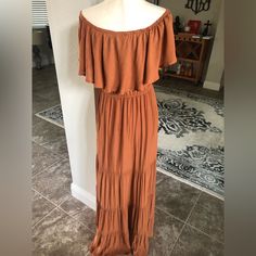 Forever 21 Rust Colored Off Shoulder Maxi Dress. New Without Tags. Forever 21 Maxi Dress For Day Out, Forever 21 Sundress In Maxi Length, Casual Off-shoulder Maxi Dress For Dress Down Occasions, Casual Forever 21 Maxi Dress For Date Night, Casual Maxi Dress For Date Night By Forever 21, Forever 21 Flowy Sundress Maxi Dress, Flowy Forever 21 Maxi Sundress, Forever 21 Flowy Maxi Dress, Forever 21 Spring Maxi Dress