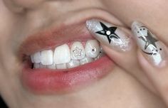 #toothgems #y2k #y2kaesthetic #lasvegas Tooth Gem Crooked Teeth, Star Teeth Gem, Tooth Gems On Retainers, Teeth Jewelry Tooth Gems, Teeth Gems Ideas, Tooth Gems Aesthetic