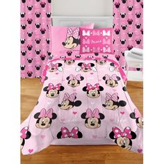 minnie mouse bedding set with pink hearts