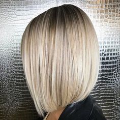 ᎠᎪᏒ @dkenvy™ (@the.original.dk) on Instagram: “Smooth as Butter!  . . #balayage #bob #lob #blonde #blondehair #blondeAF #blunt #shorthair…” Butter Balayage, Monday Vibes, Balayage Bob, Stacked Bob Hairstyles, Lob Haircut, Hair 2018, Fun Hair, Dope Hairstyles