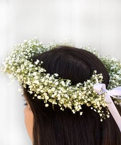 Classic babies breath headpiece with ribbon in the back. Entourage Flowers, Red Corsages, Hair Circlet, White Rose Boutonniere, Gypsophila Flower, Halo Headpiece, Tucson Wedding, Floral Crown Wedding, Walter Knoll