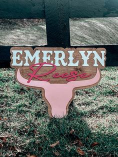 "This Longhorn Baby Name sign can be customized for your little cowgirl or cowboy. If you love the Rodeo Style decor this Bullhorn nursery baby sign is perfect for any kid's room. Customize the stain color for the baker and customize the first, middle and bullhead to match your style.  HOW TO ORDER: *Select size you want (16\", 20\" or 24\")  *Select Stain Color * In personalized section/notes type FIRST NAME& MIDDLE NAME (up to 2)    also add color combo, example format:    FIRST NAME: WHITE    MIDDLE NAME: HOT PINK    BULLHEAD: LIGHT PINK The size selection is based off width, the height is made portioned with the width. 16\" width will be approx. 13 inches in height. 20\" width will be approx. 151/2 inches in height. 24\" width will approx. 18 inches in height. The approx. is because it Western Nursery Signs, Rustic Country Nursery, Western Name Sign, Western Baby Names First And Middle, Pink Cow Nursery, Cowgirl Nursery Ideas, Western Toddler Girl Room, Western Baby Nursery Girl, Pink Western Nursery