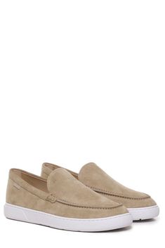 100% Fabric, 100% Leather, 100% Suede, 100% Rubber Suede Moccasins With Leather Footbed For Spring, Spring Suede Moccasins With Leather Footbed, Casual Leather Loafers With Suede Lining, Classic Suede Leather Shoes For Spring, Casual Beige Moccasins With Leather Footbed, Spring Slip-on Leather Shoes With Suede Lining, Casual Calf Leather Moccasins For Business, Casual Beige Loafers With Suede Lining, Beige Casual Loafers With Suede Lining